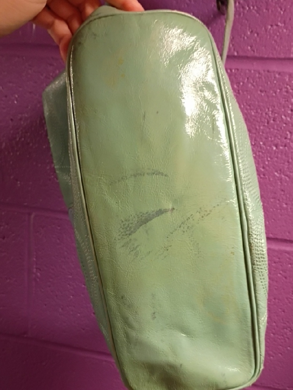 PRE LOVED! Coach Mint Green Leather Shoulder Bag with Gold Hardware - Picture 10 of 12